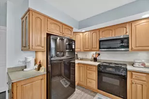 515 N Putnam St, Williamston, MI 48895 - Photo 14