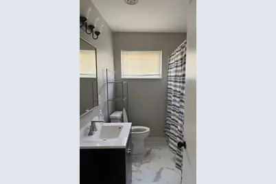 2190 Garrick Avenue, Warren, MI 48091 - Photo 6