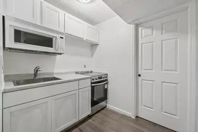 2017 Blue Bell Way, Grand Rapids, MI 49504 - Photo 22