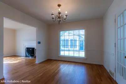 1126 Kenesaw Drive SE, East Grand Rapids, MI 49506 - Photo 12
