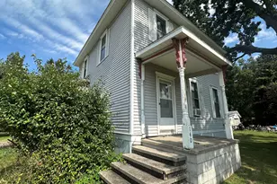 140 W Parkdale Ave, Manistee, MI 49660 - Photo 4
