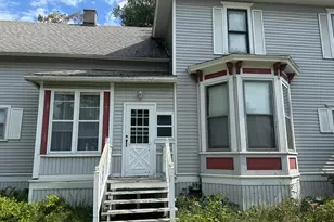 140 W Parkdale Ave, Manistee, MI 49660 - Photo 8