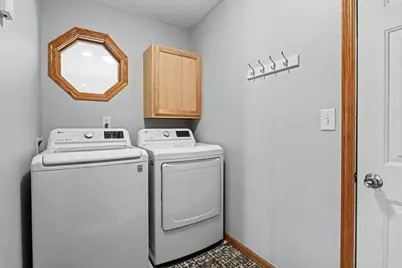 3987 Michelle Drive, Saint Joseph, MI 49085 - Photo 16