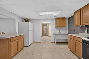 2101 Appleway Dr, Jackson, MI 49203 - Photo 36