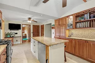 127 E Maple St, Fruitport, MI 49415 - Photo 16