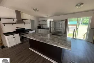 511 Oak St, Baldwin, MI 49304 - Photo 8