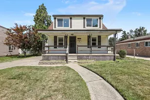 21915 Ridgeway St, Saint Clair Shores, MI 48080 - Photo 2