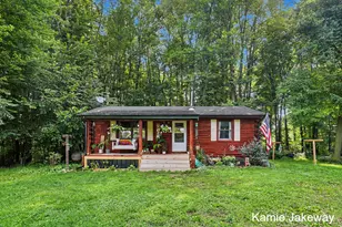 10481 Brown Rd, Fenwick, MI 48834 - Photo 2
