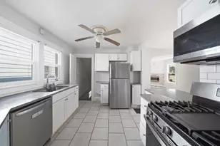 610 N State St, Jackson, MI 49202 - Photo 16