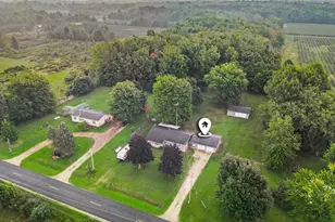 12909 60th St, Bangor, MI 49013 - Photo 32