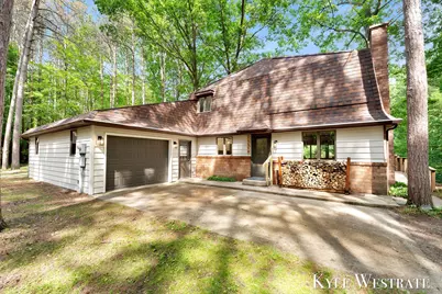 15594 Ritchie Avenue NE, Cedar Springs, MI 49319 - Photo 1