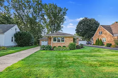 24 E 32nd Street, Holland, MI 49423 - Photo 2