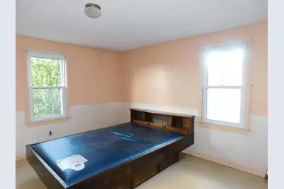 489 S Catalpa Avenue, White Cloud, MI 49349 - Photo 10