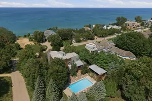 51108 Lake Park Dr, New Buffalo, MI 49117 - Photo 1