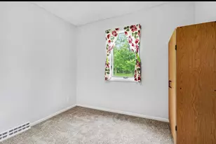 323 Evergreen St, Sheridan, MI 48884 - Photo 18
