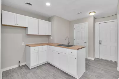 18491 Brady, Bedford, MI 48240 - Photo 8