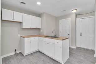 18491 Brady, Bedford, MI 48240 - Photo 8