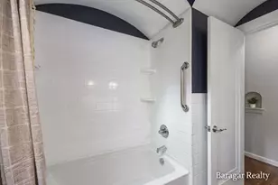 920 Ellsmere St NE, Grand Rapids, MI 49505 - Photo 18