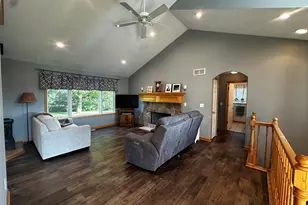5752 Windsong Dr, Delton, MI 49046 - Photo 10