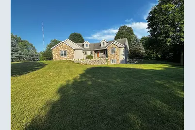 5752 Windsong Drive, Delton, MI 49046 - Photo 4