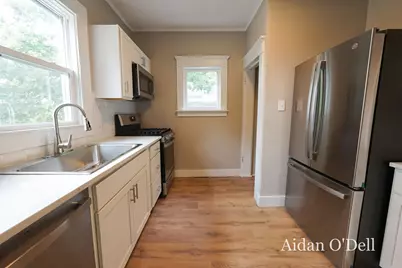 1332 Bridge Street NW, Grand Rapids, MI 49504 - Photo 14
