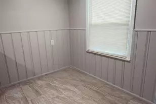 18285 Codding St, Detroit, MI 48219 - Photo 8