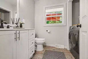 6828 Trotwood St, Portage, MI 49024 - Photo 28