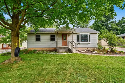 2146 Engleside Drive SE, Grand Rapids, MI 49546 - Photo 1
