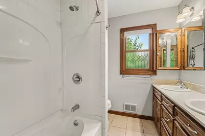 2146 Engleside Drive SE, Grand Rapids, MI 49546 - Photo 20