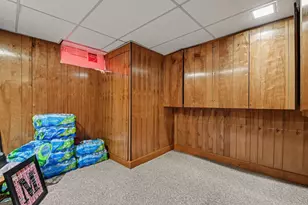2146 Engleside Dr SE, Grand Rapids, MI 49546 - Photo 20