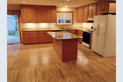 12415 Clinton River Road, Sterling Heights, MI 48313 - Photo 4