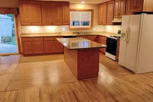 12415 Clinton River Rd, Sterling Heights, MI 48313 - Photo 4