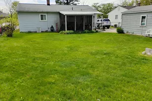 12415 Clinton River Rd, Sterling Heights, MI 48313 - Photo 36