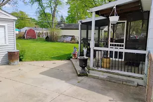 12415 Clinton River Rd, Sterling Heights, MI 48313 - Photo 32