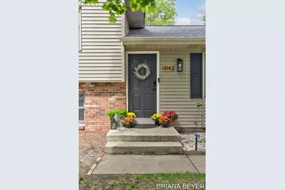 4143 Dennis Court, Hudsonville, MI 49426 - Photo 2