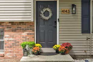 4143 Dennis Ct, Hudsonville, MI 49426 - Photo 2