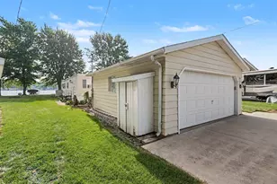 595 Sassafrass Dr, Coldwater, MI 49036 - Photo 6