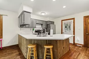 211 S Hillsdale St, Homer, MI 49245 - Photo 8
