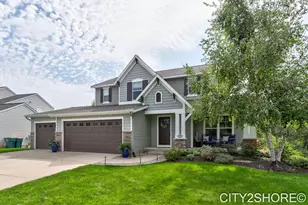8560 Twin Lakes Dr, Jenison, MI 49428 - Photo 2