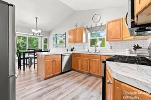 1031 Legacy NE, Comstock Park, MI 49321 - Photo 16