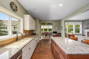 2955 Woodridge Cir NE, Grand Rapids, MI 49525 - Photo 8