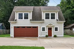 758 Michigan Ave, South Haven, MI 49090 - Photo 1