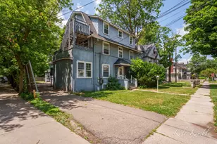 908 S Park St, Kalamazoo, MI 49001 - Photo 2