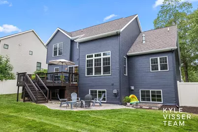 1622 Amberley Court SE, East Grand Rapids, MI 49506 - Photo 52
