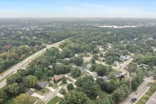 819 E Plainfield Ct, Zeeland, MI 49464 - Photo 38