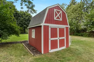 819 E Plainfield Ct, Zeeland, MI 49464 - Photo 34
