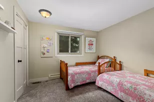 819 E Plainfield Ct, Zeeland, MI 49464 - Photo 20