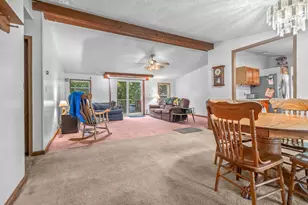 2625 Sanford Dr, Hillsdale, MI 49242 - Photo 12