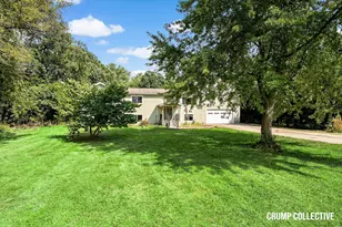 352 Burgess Dr, Galesburg, MI 49053 - Photo 4