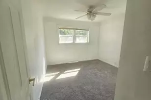 6015 Herbert St, Westland, MI 48185 - Photo 12